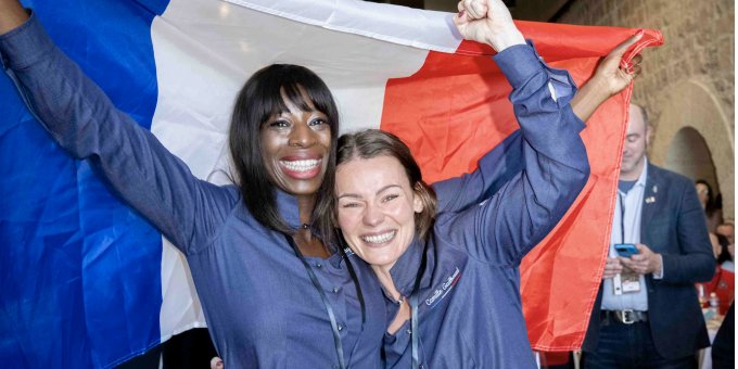 France wins